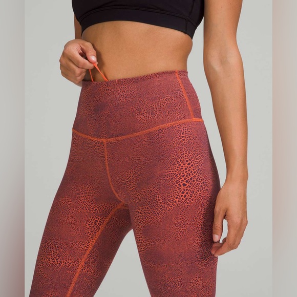 lululemon Wunder Train HR Tight - Picture 4 of 7